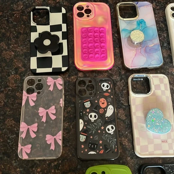 iPhone 13 Pro Max cases - Picture 3 of 5